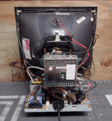 Click to view image in new tab IBM C170 (6737-66N)